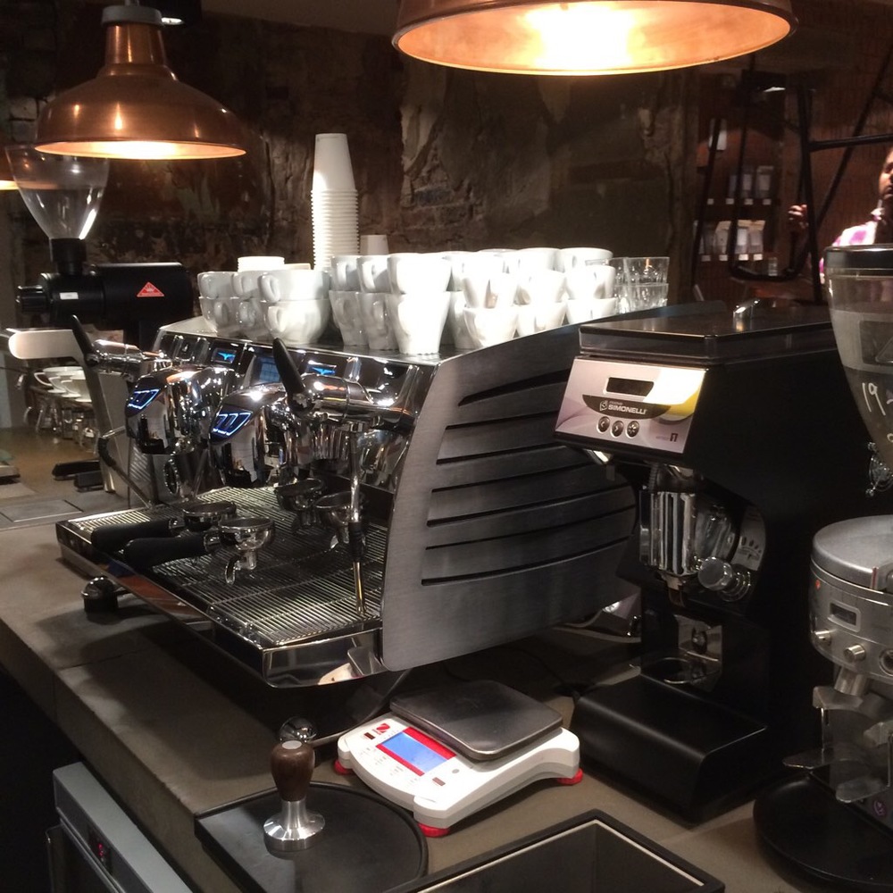 COFFEE MACHINE – COFFEE MACHINE IN HANOI – YOUR OWN CHOICES