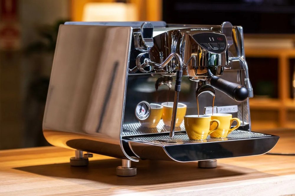 Máy pha cà phê chuyên nghiệp cho quán Victoria Arduino Eagle One Prima