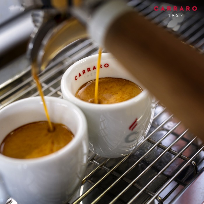 Mua cà phê Robusta từ thương hiệu Carraro tại Vinbarista