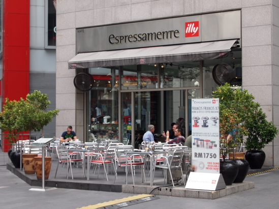 WELL-KNOWN CAFÉ CHAINS BEAT RETREAT FROM VIETNAM