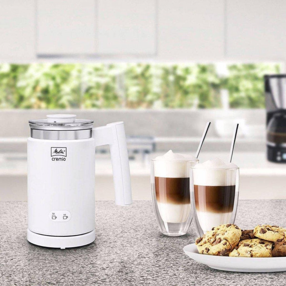Máy đánh bọt cafe là thiết bị không thể thiếu trong quầy pha chế