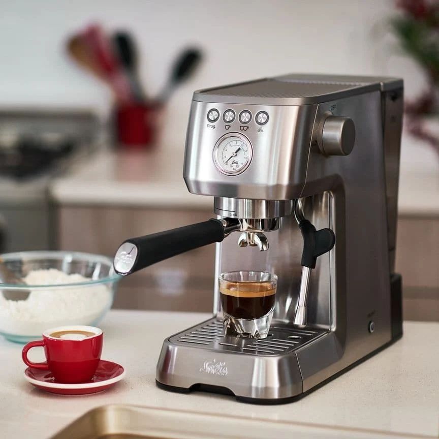 Máy pha cà phê dưới 15 triệu dành cho gia đình có chất lượng không?