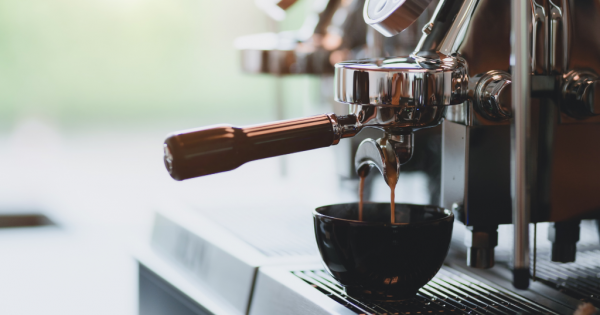 Cách pha chế ảnh hưởng như thế nào đến lượng caffeine trong cà phê?