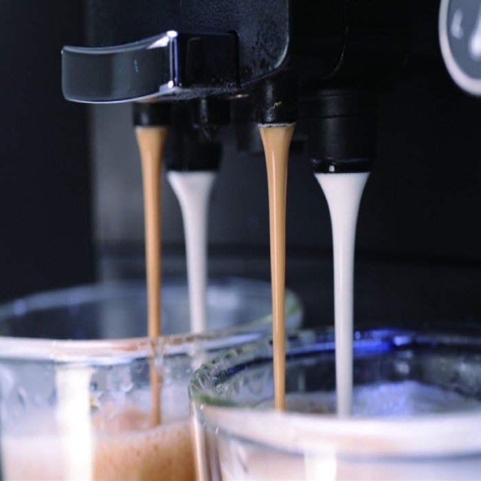 Máy pha cà phê siêu tự động công nghiệp Kalerm K95LT -