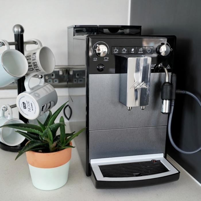 Máy pha cà phê văn phòng tự động Melitta Avanza Titan -